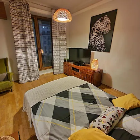 アパート M Centrum ワルシャワ